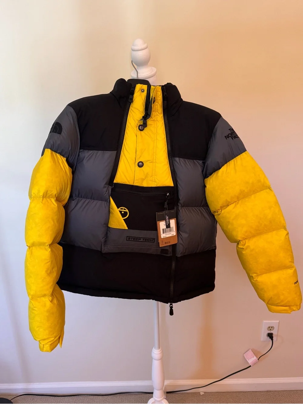 2020 The North Face Steep Tech Down Jacket Grey X TNF Black X Yellow M - Picture 1 of 11